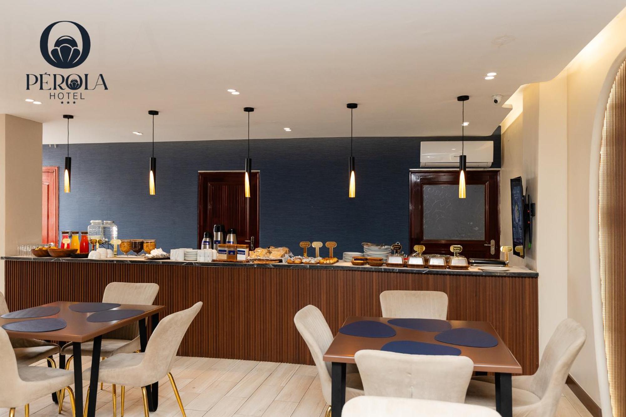 Perola Hotel Мапуто Екстериор снимка