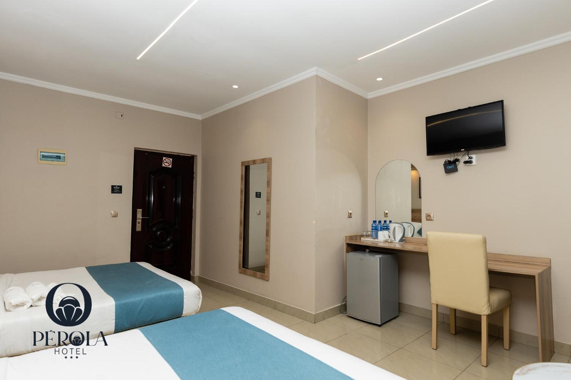 Perola Hotel Мапуто Екстериор снимка